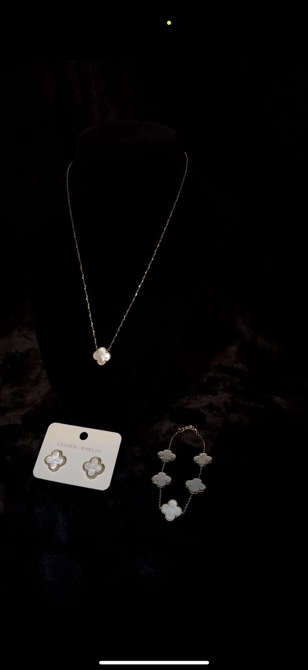 Starlight Bloom (Necklace)